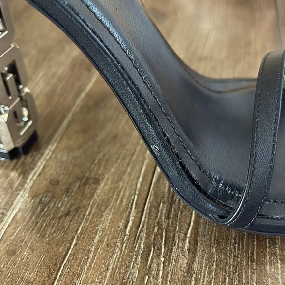 Givenchy Heels Women’s 37 Silver Cube Ankle Strap Round Open Toe Leather Black - Picture 9 of 10